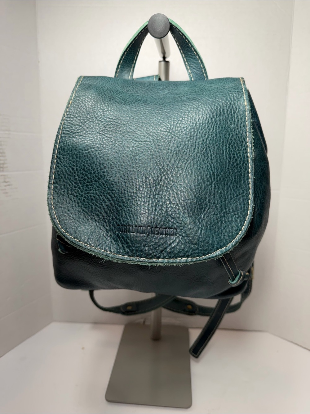 PORTLAND LEATHER BACKPACK TEAL MINT CONDITION